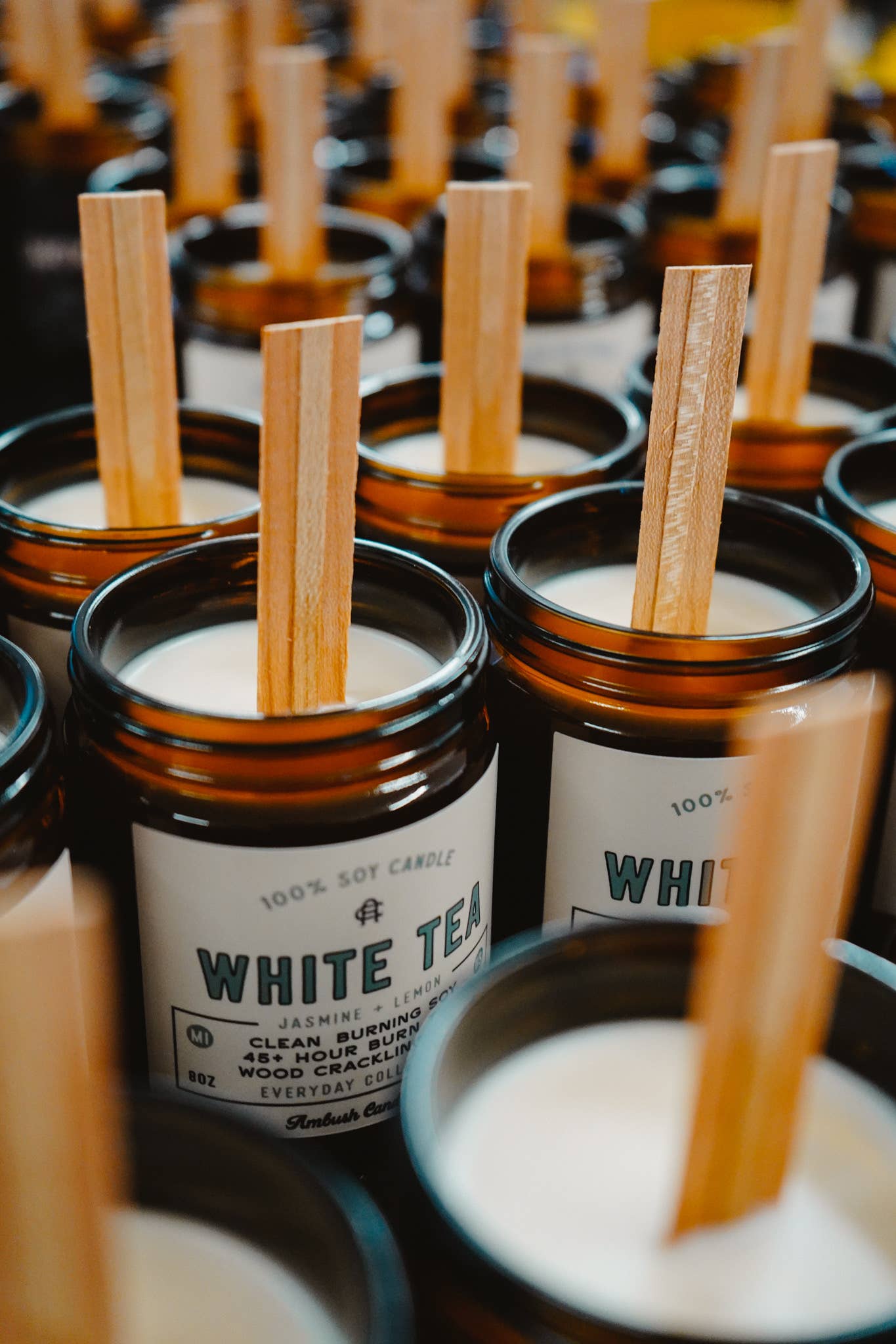 White Tea | Jasmine + Lemon 8oz Soy Candle
